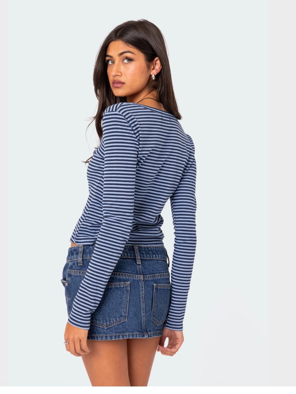 Edikted Striped Long-Sleeve Crop Top - Picture 4 of 5